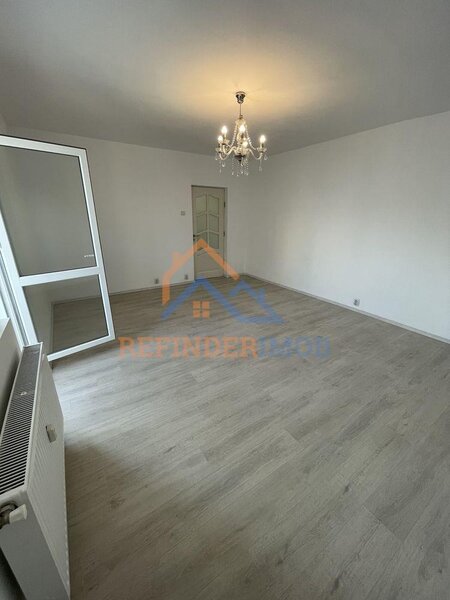 13 Septembrie Vanzare Apartament cu 2 camere, zona 13 Septembrie